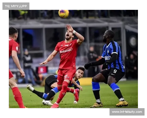 老将哲科加盟佛罗伦萨锋线补强经验成欧战关键拼图